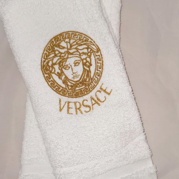 Embroidered Medusa Hand Towel - Picture 5 of 5